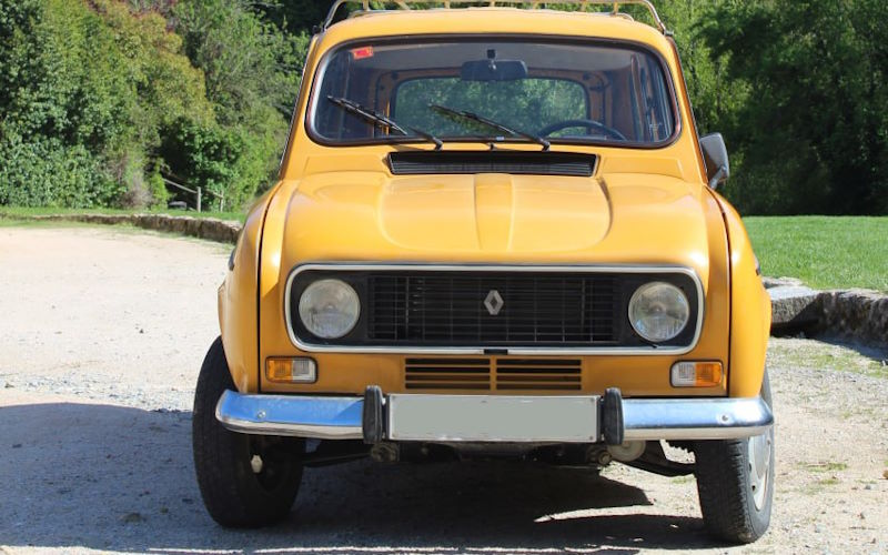 Recopilación de fotos del utilitario clásico Renault 4