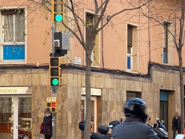 Barcelona: Radar fijo Calle Mallorca con Calle Napolés