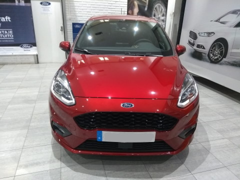 Ford Fiesta ST-Line color Rojo Rubí 2021